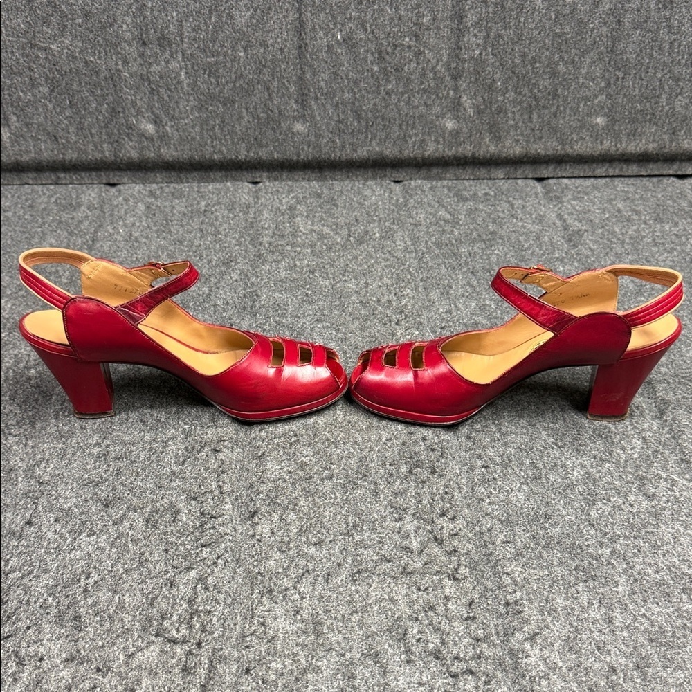 Vintage 1940’s Elegant Red Peep-Toe Heels by The Red Cross Shoe Corp - Picture 16 of 16